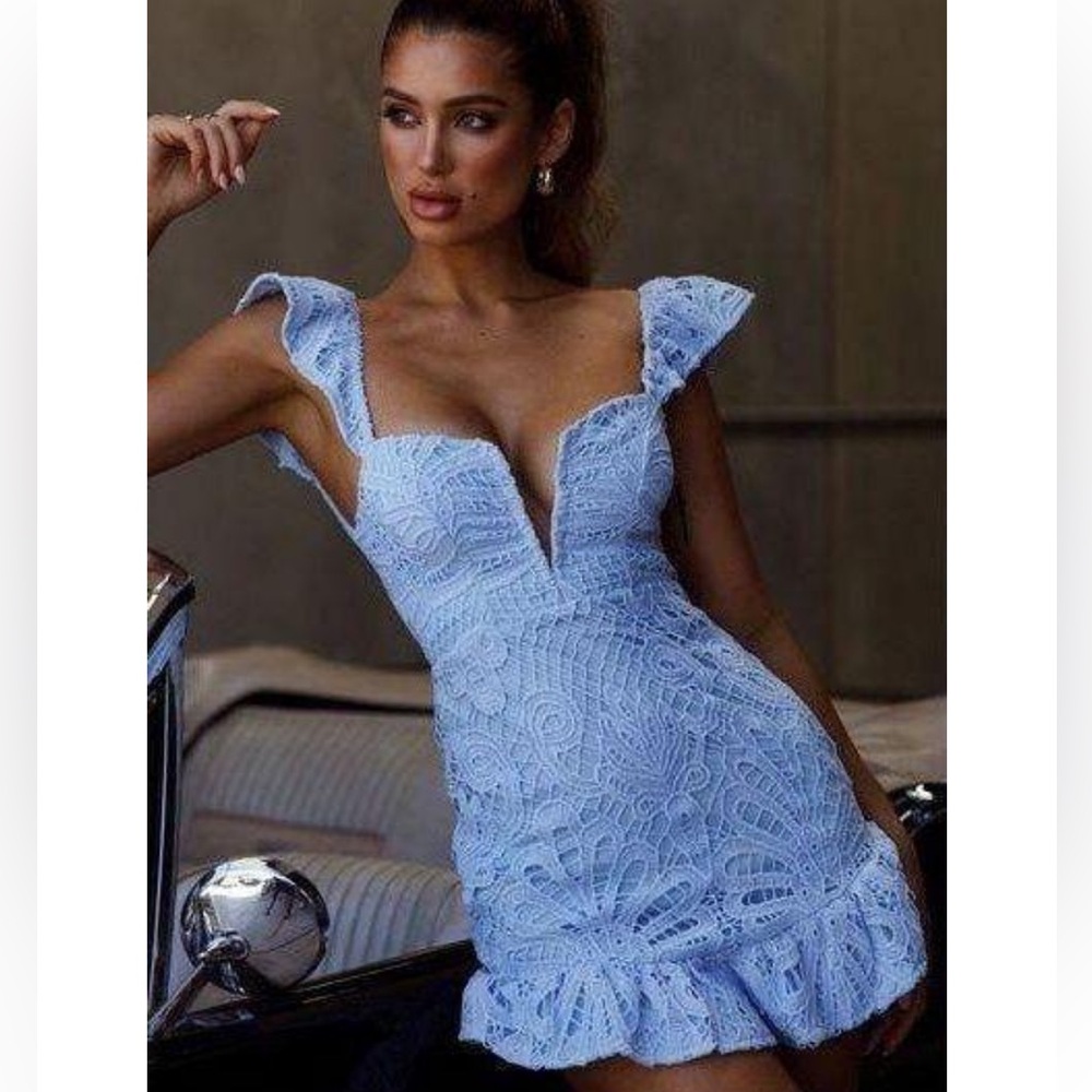 Elegant Blue Lace Dress